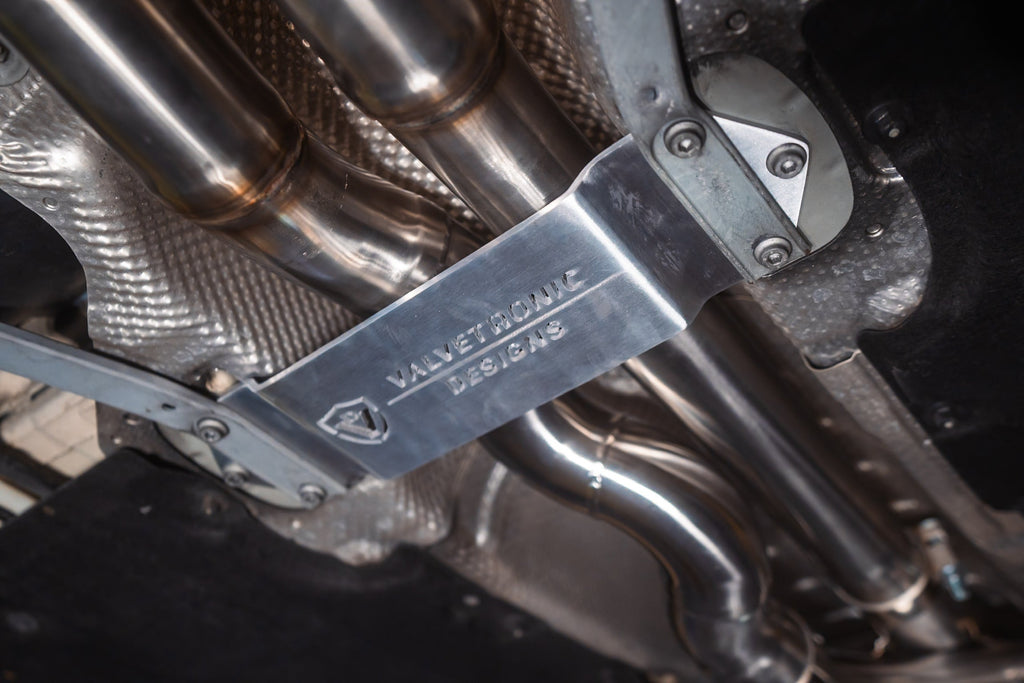 BMW F80/F82/F83 M3/M4 Equal Length Sportuitlaat met kleppen